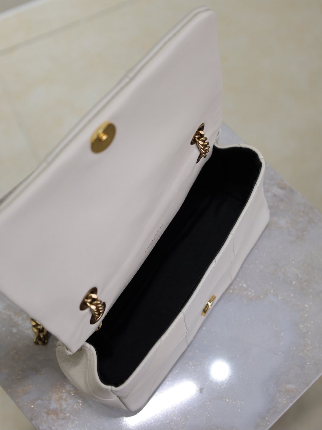 Y51 Jamie 20×12.5×6.5cm