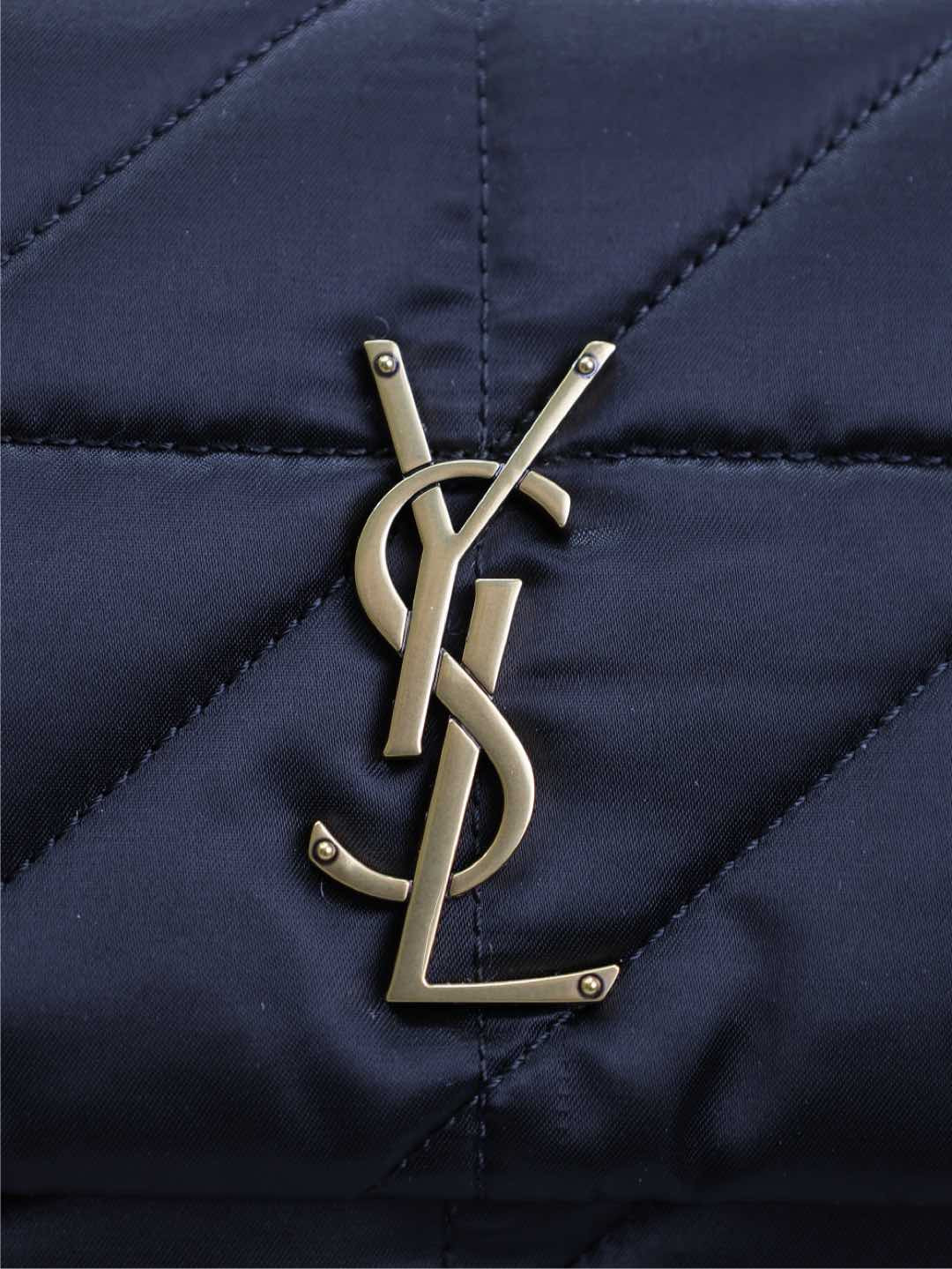 Y51 Jamie Medium in Nylon 25x15x7.5cm