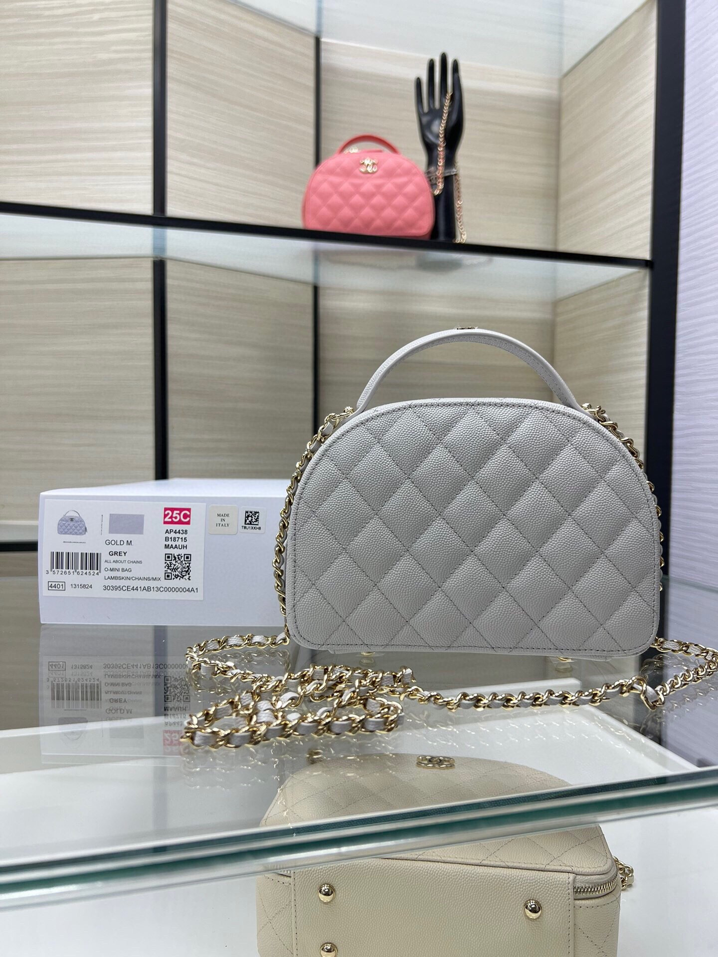 Ch**el 25C Chain shell bag 18X16X6cm
