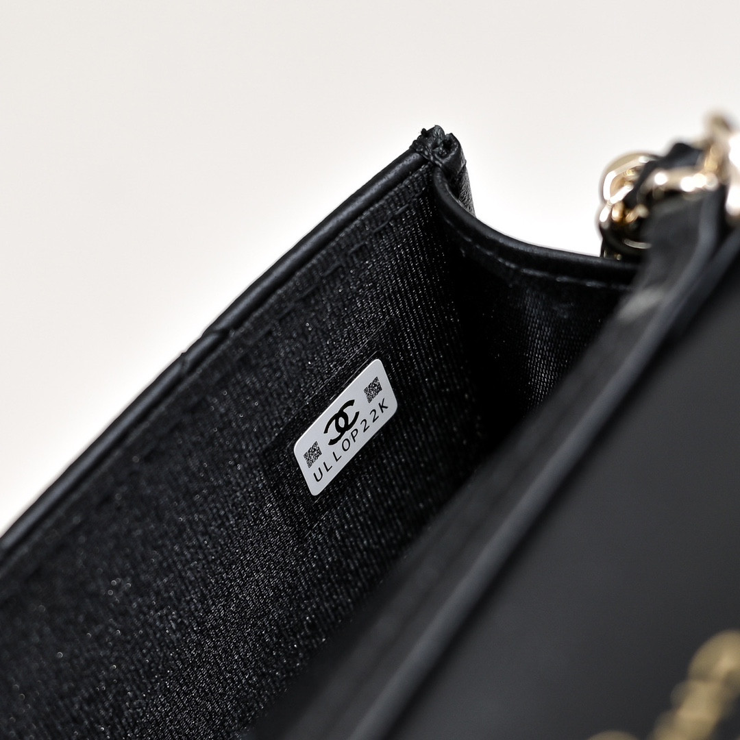 Ch**el Clutch with Chain 9.5x12.5x3.5cm