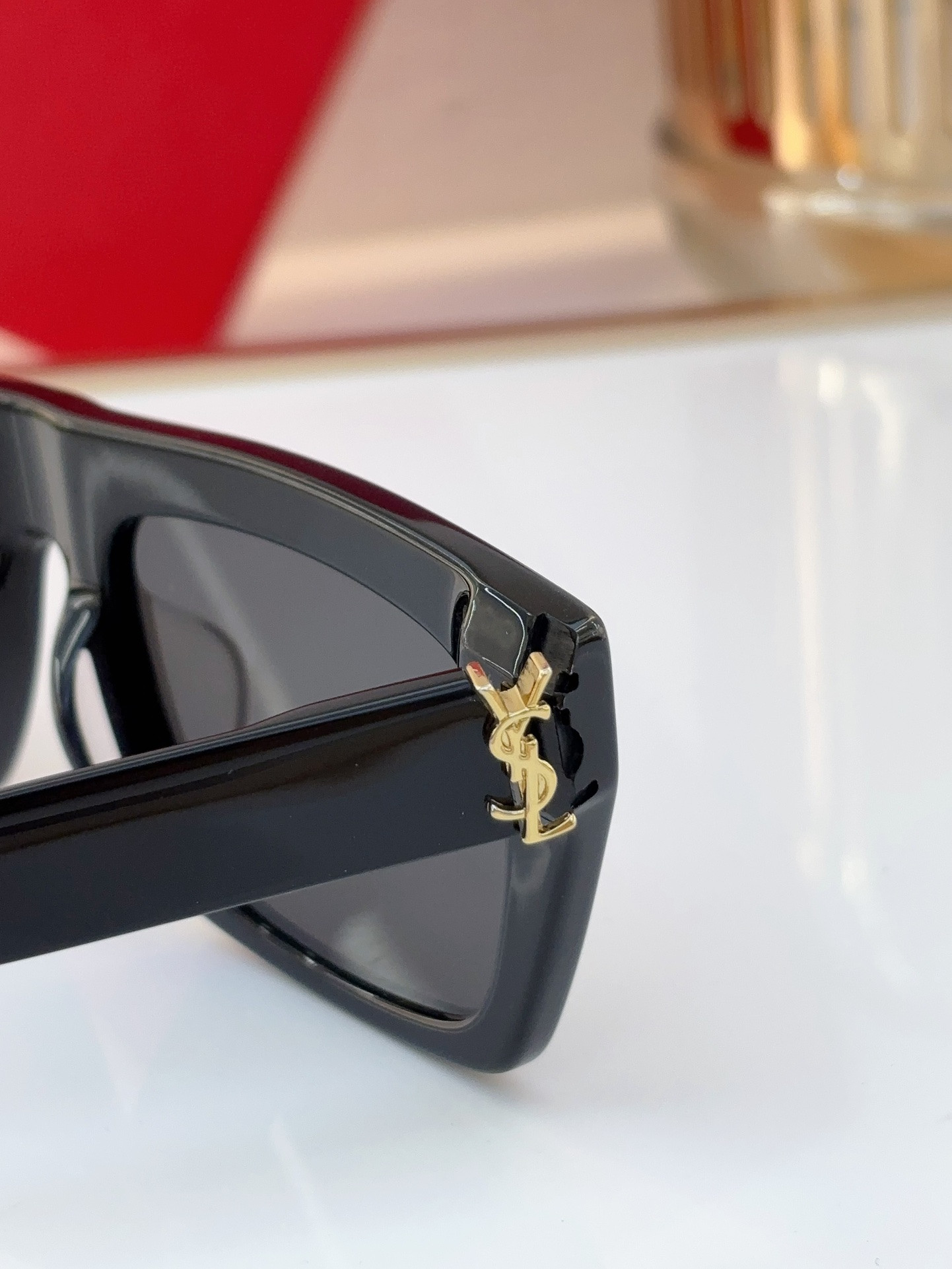 Y51 Glasses M131 52-20-140