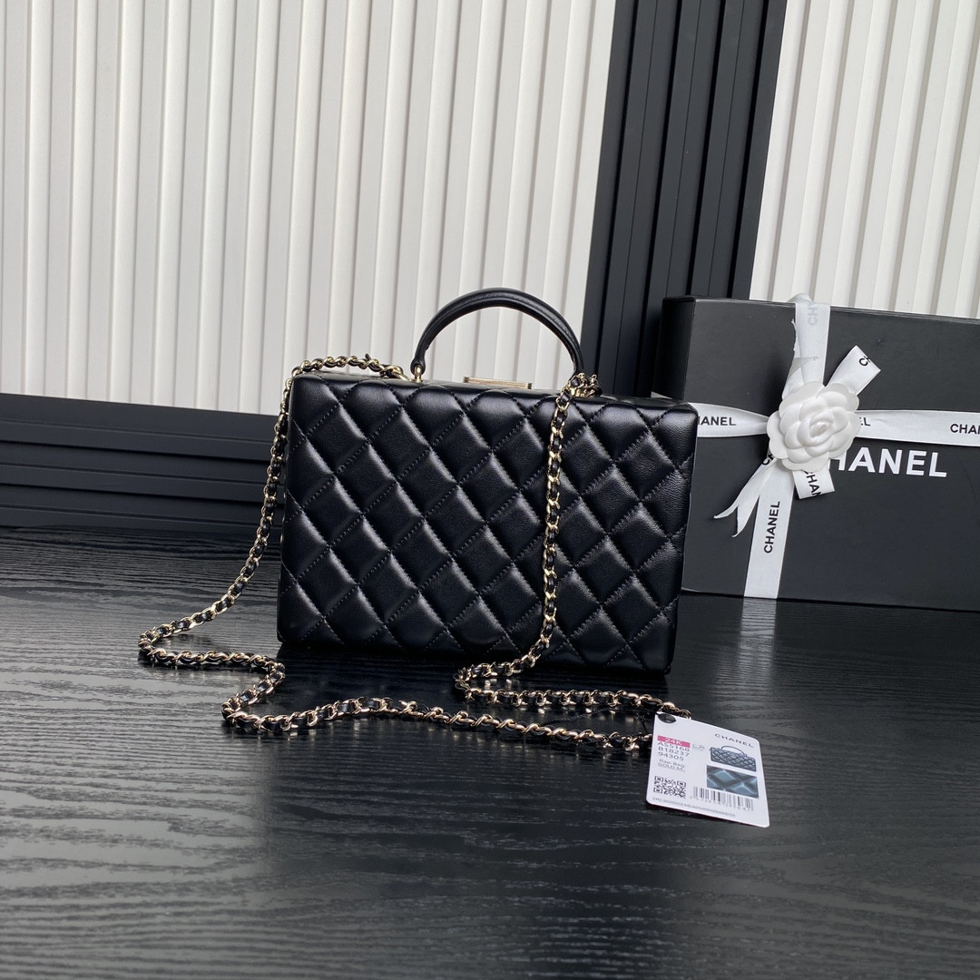 Ch**el Box bag 15x22x7.5cm
