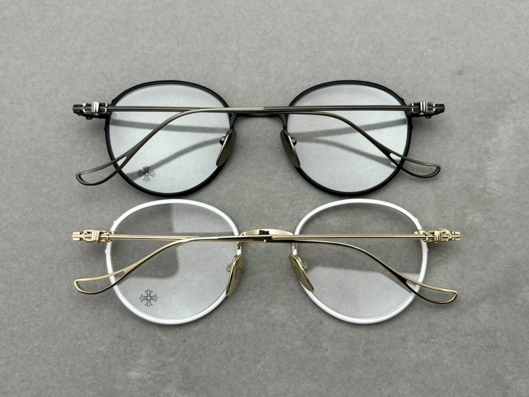 Ch*0me He**ts Glasses MBKAS 48-22-143