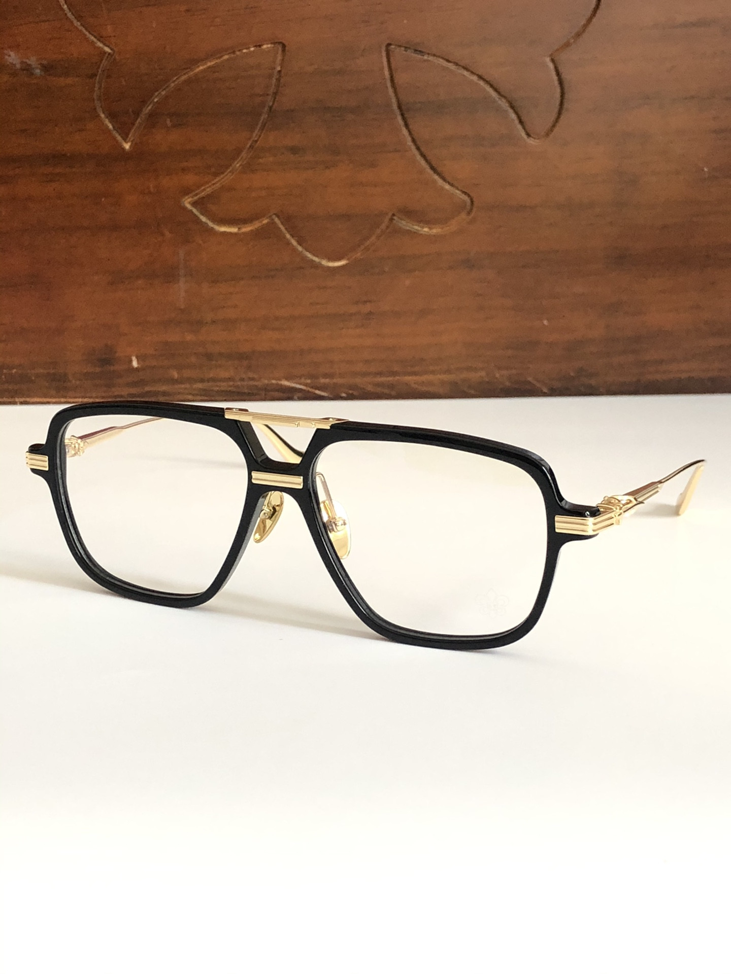 Ch*0me He**ts Glasses CH8182 57-15-148