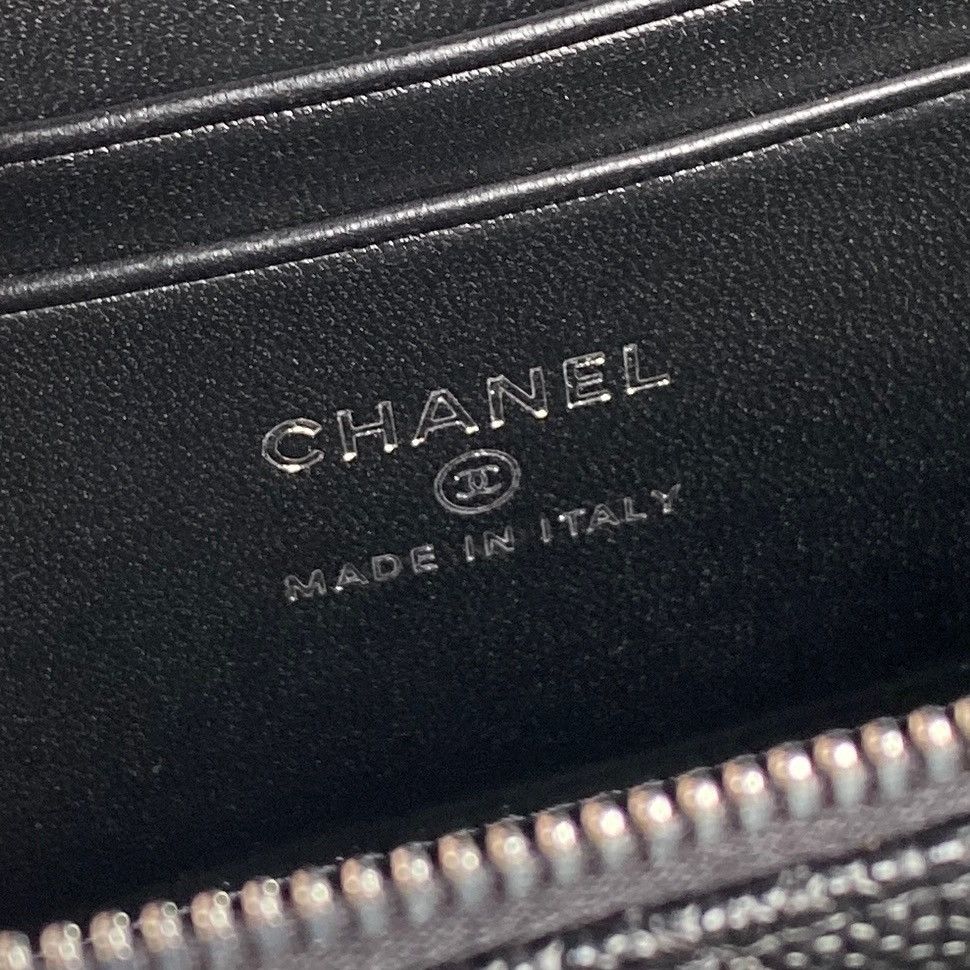 Ch**el classic vanity with chain handbag 17x19.5x5cm