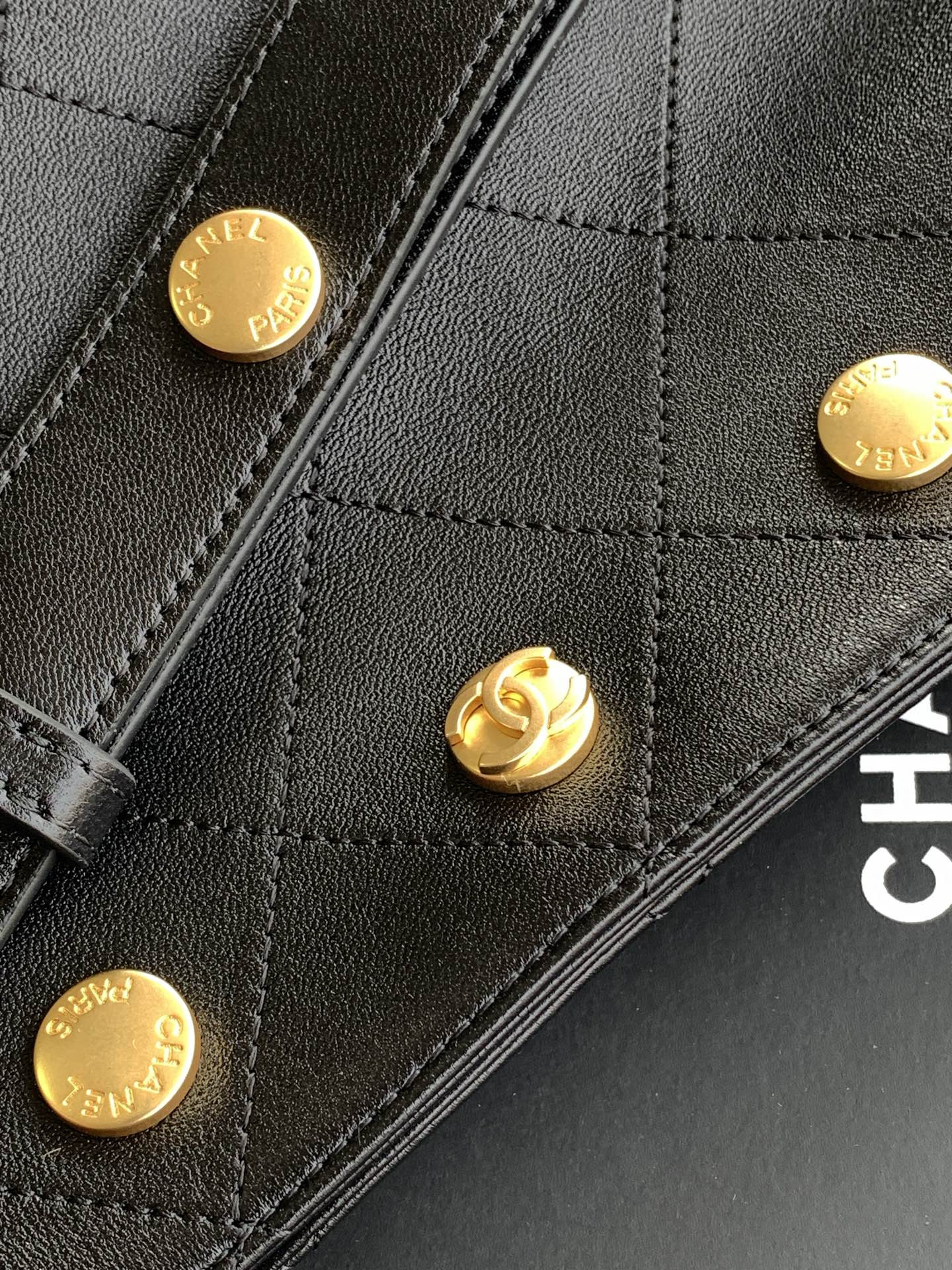 Ch**el Large Bucket Bag 28x31x15cm AS5406