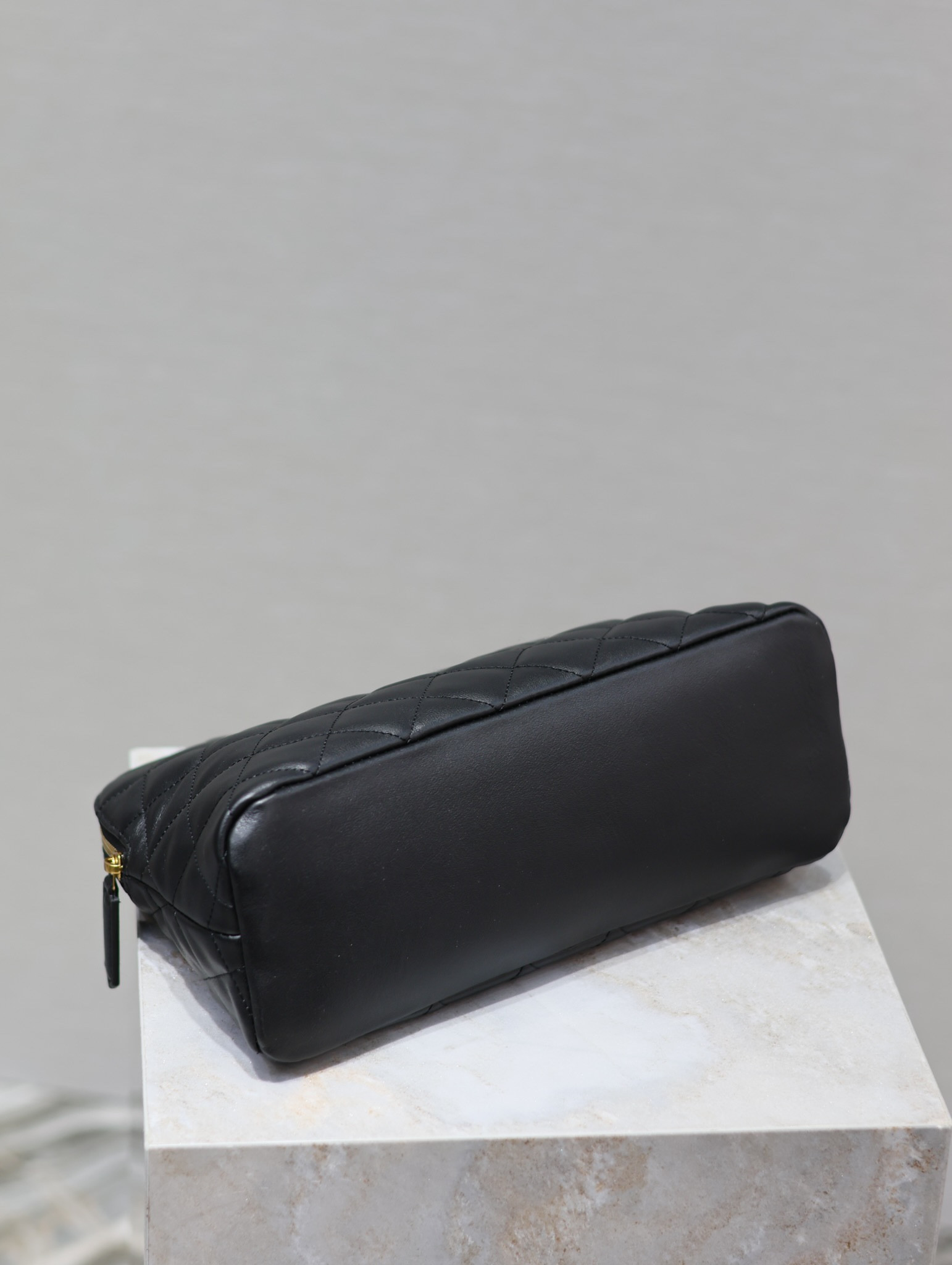 Y51 LE CASSANDRE 30×20×11cm
