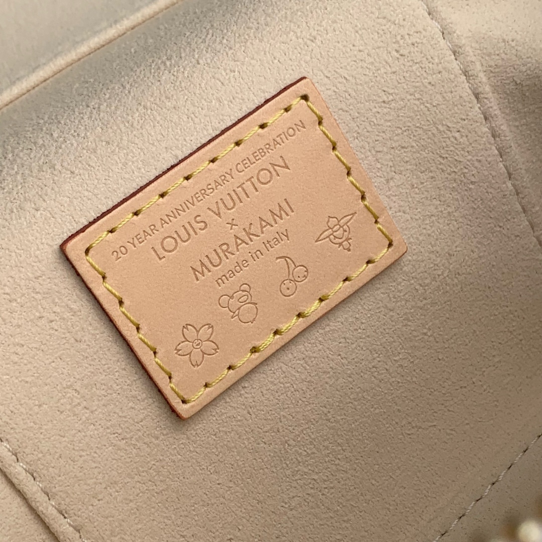 LV x TM Vanity Chain Pouch M13662 19 x 11.5 x 6.5cm