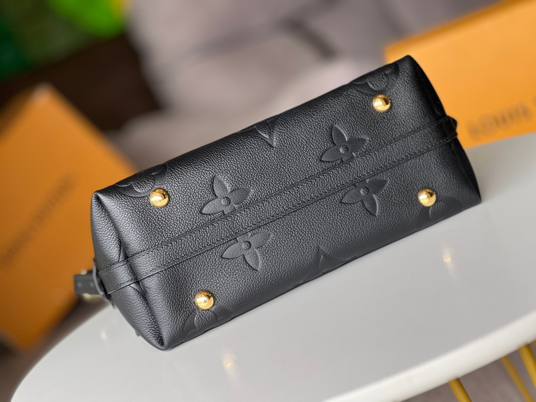 LV CarryAll PM M46288 29x24x12cm