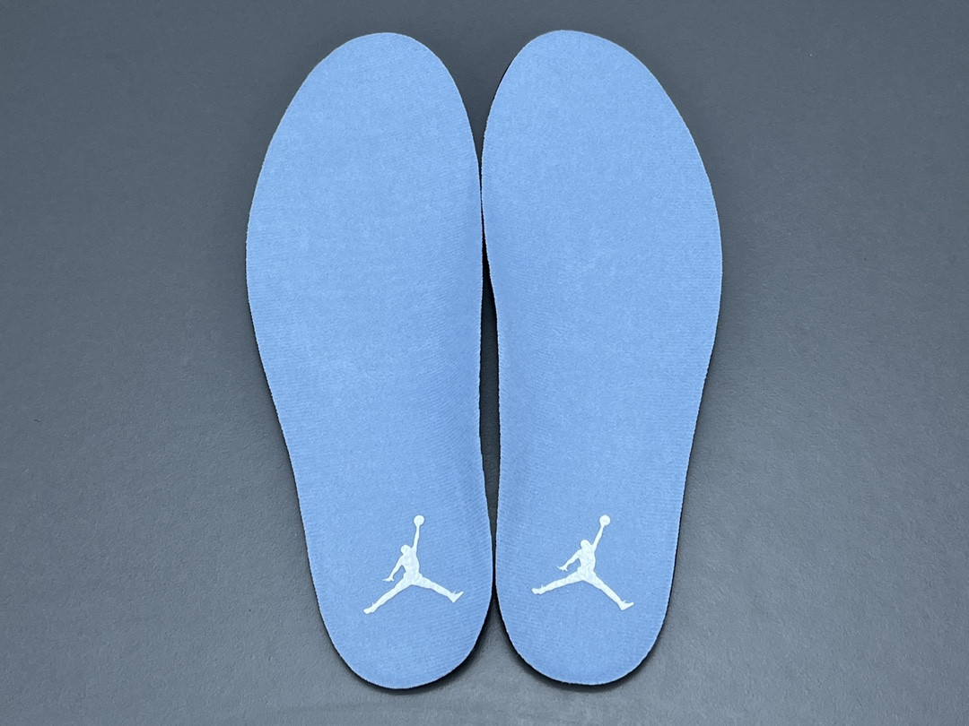 UA Air Jordan 4 Retro