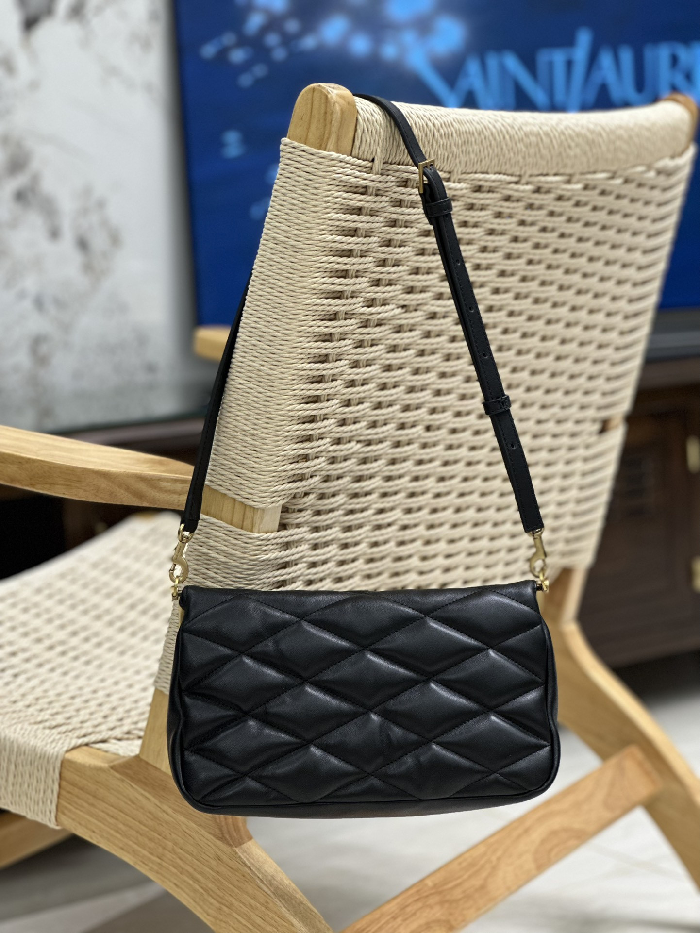 Y51 87 in quilted lambskin 26x13x5cm