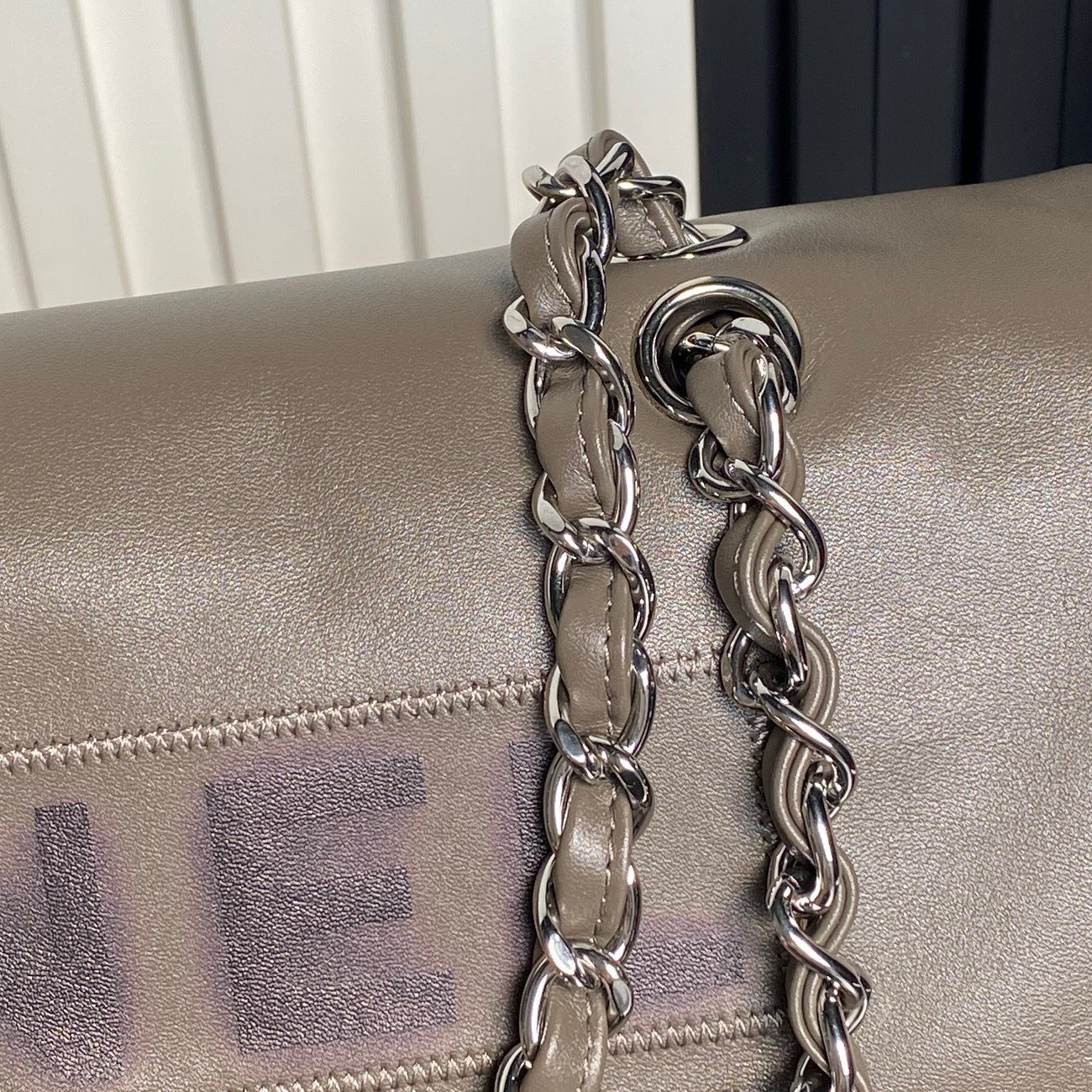 Ch**el Vintage Graffiti Tote Airport Bag 36x24x12cm