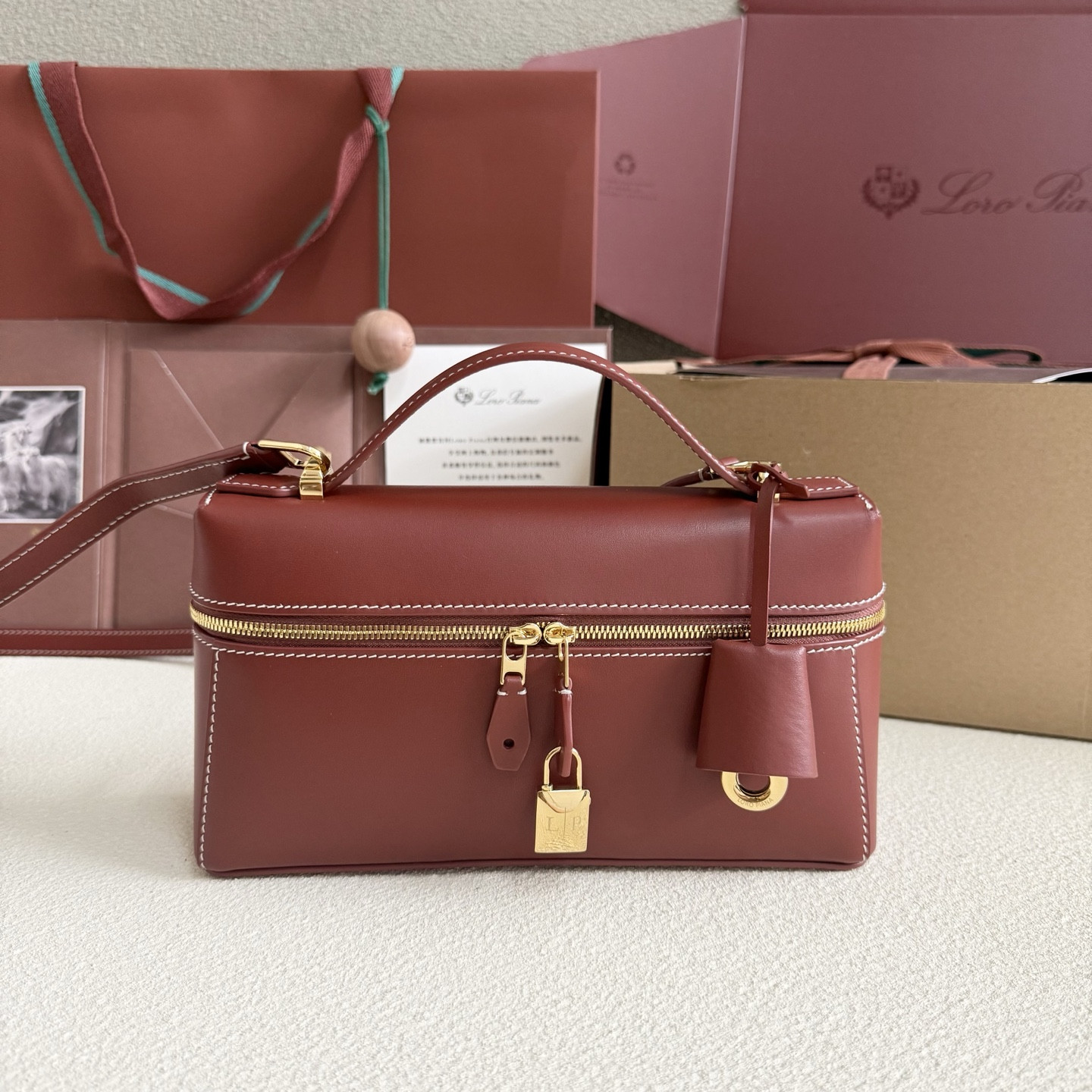 L0r0 P1ana Extra Bag L23 23x12x7cm