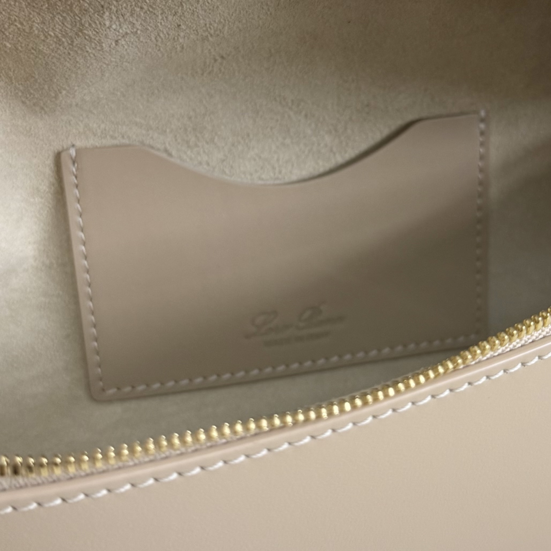L0r0 P1ana Extra Bag L23 23x12x7cm