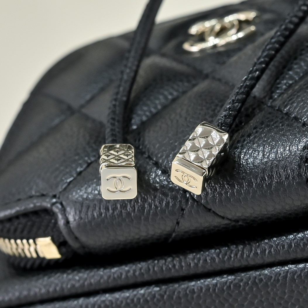 Ch**el Mini Bucket Bag 12.5x19x7.5cm