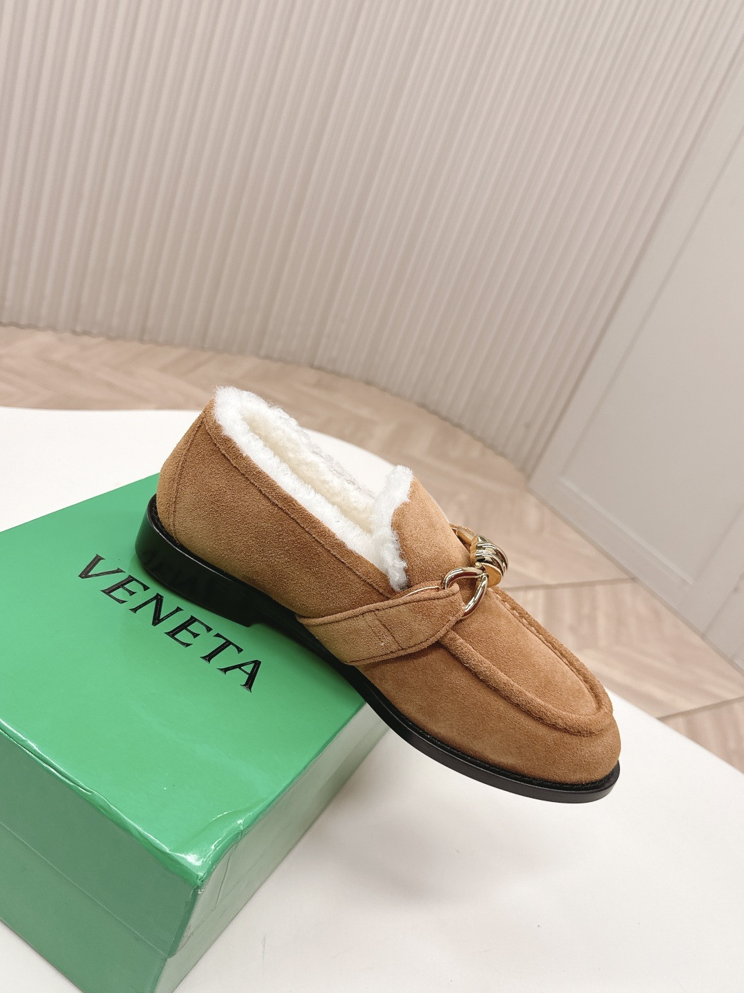 UA B0tt*ga Ven*ta Loafers Shoes