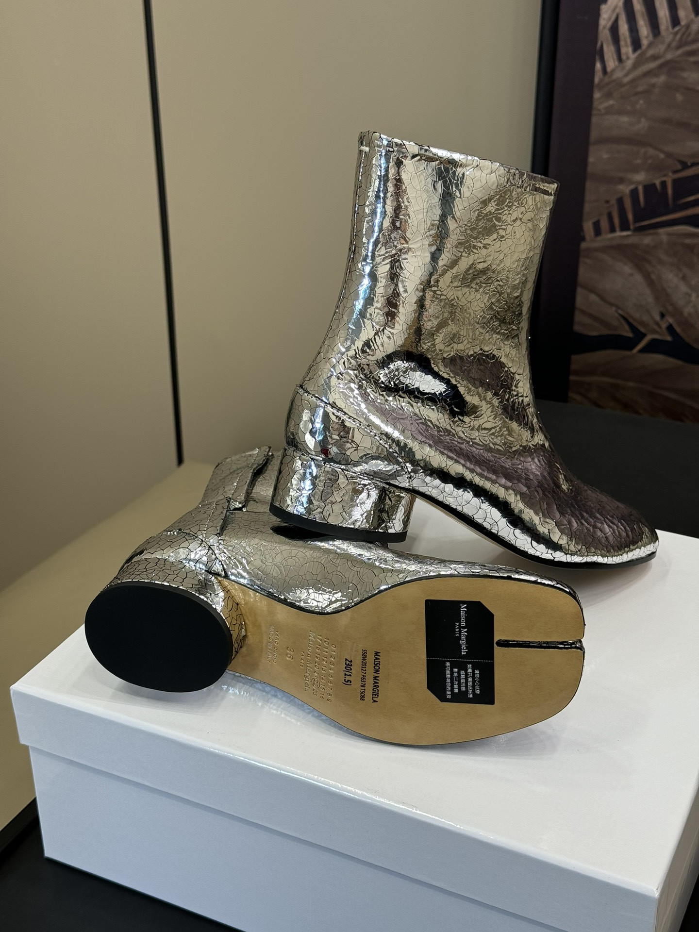 UA Ma1s0n Marg*e1a Tabi Mirror Boots