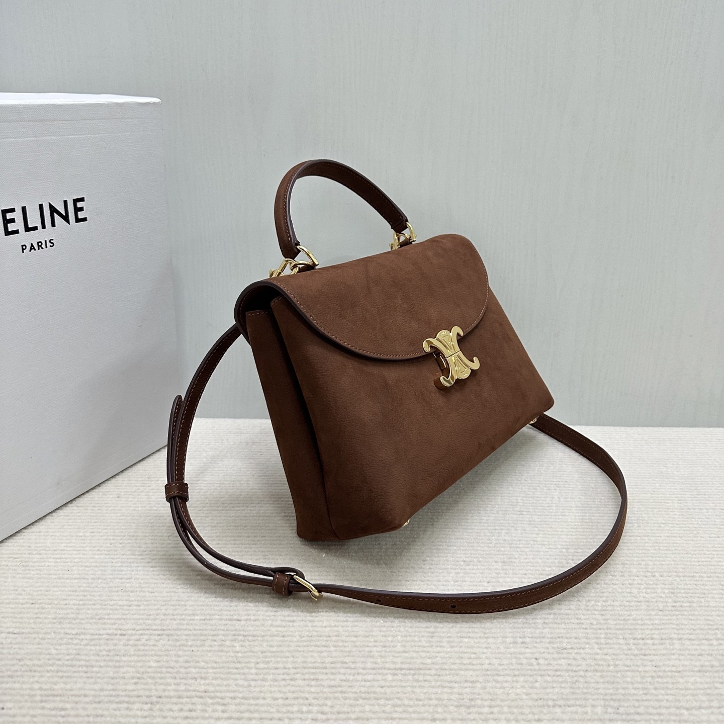 Ce1i*e MEDIUM NINO BAG IN NUBUCK CALFSKIN 25x17.5x10cm