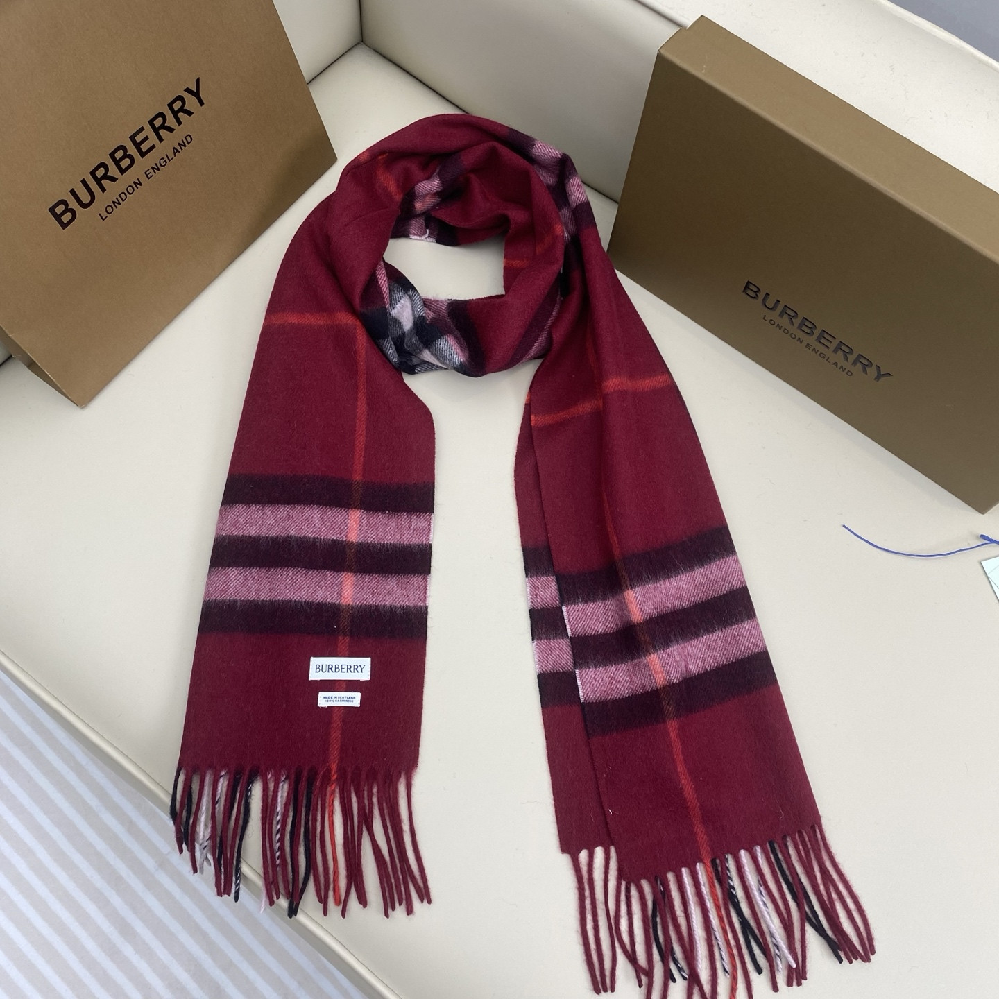 Bv*b*rry scarf 30x168cm 100% cashmere