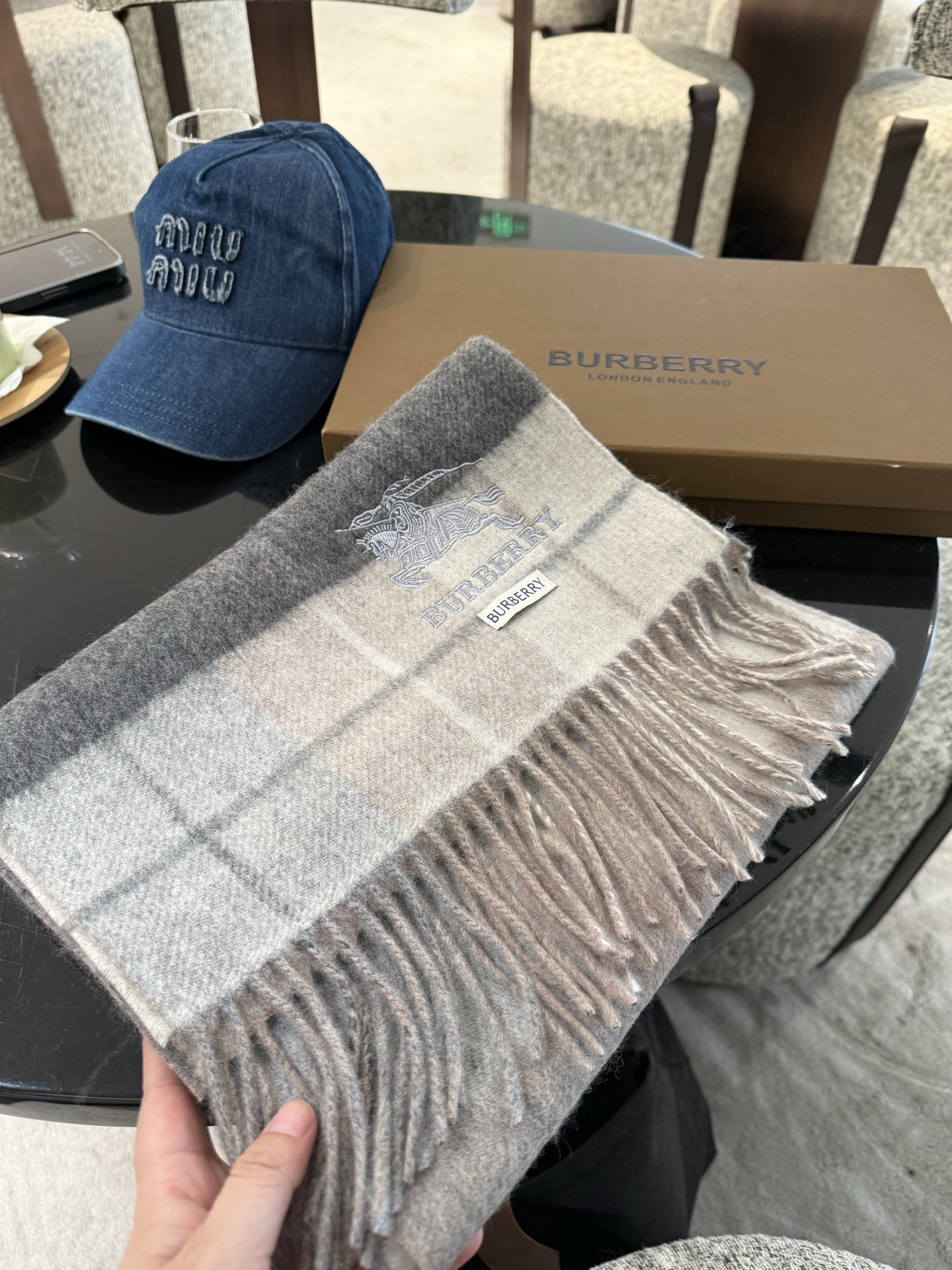 Bv*b*rry scarf 30x180cm