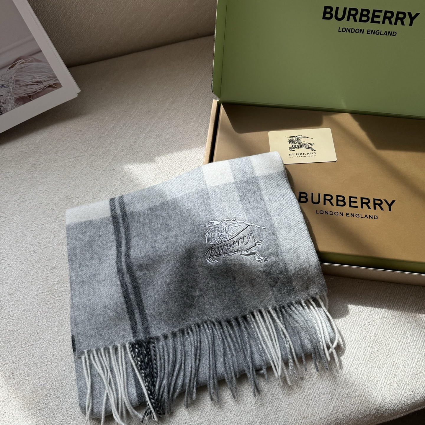 Bv*b*rry scarf 30x180cm 100% lambswool