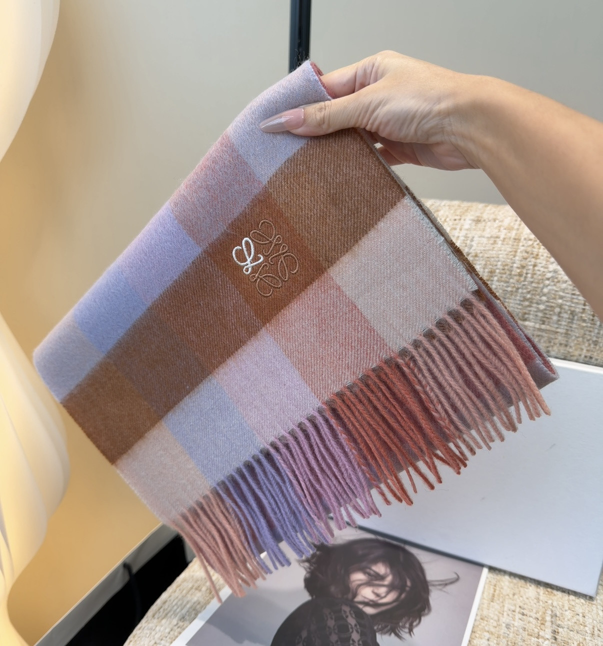 L0ew* scarf 30x180cm